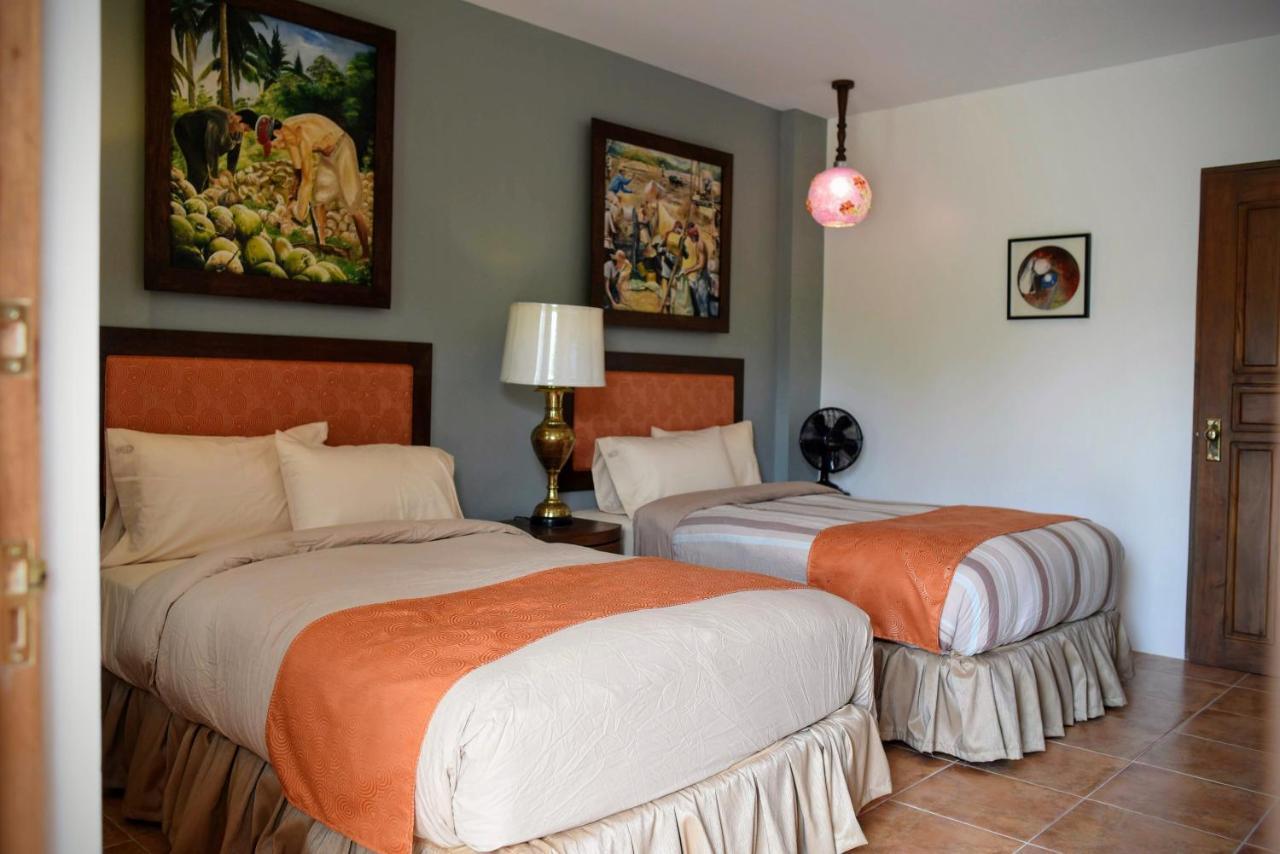 Casa Marina Bed And Breakfast Pagsanjan Exterior photo